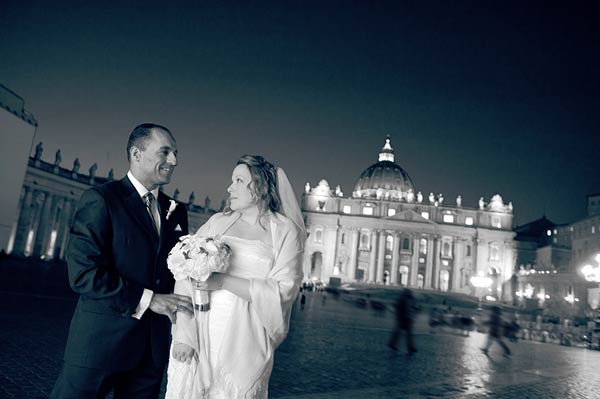 SaintPeterbasilicaweddings Just a dream for a romantic and long love 